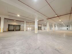 Lakeside MRT (D22), Warehouse #578704941